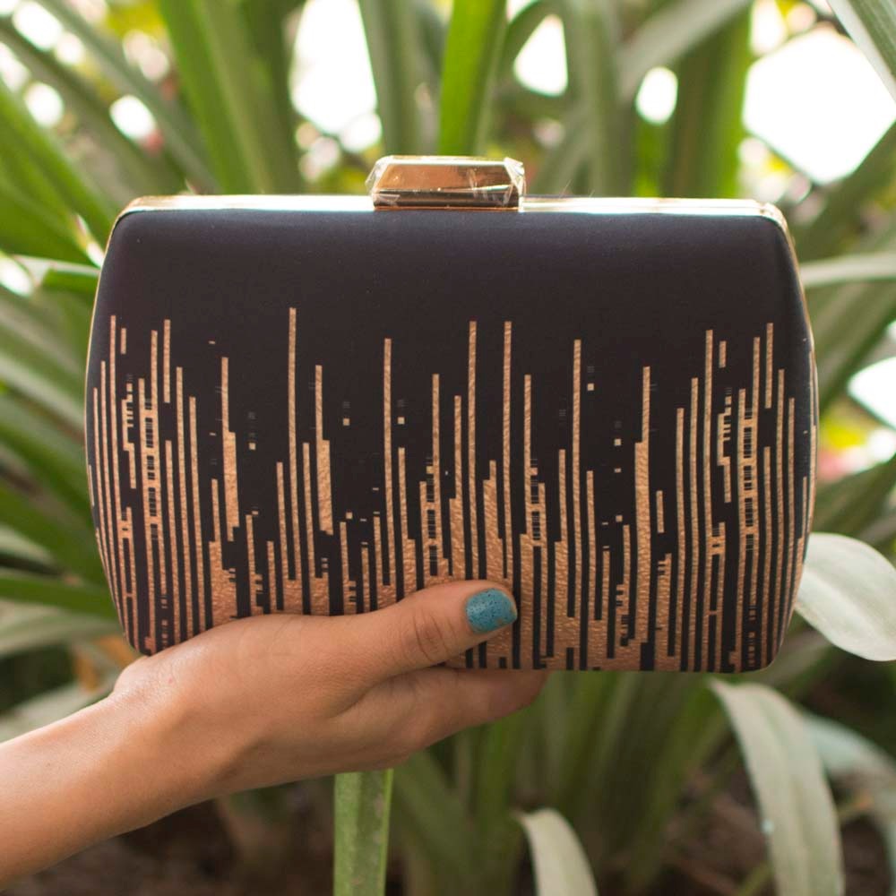 The Elara clutch